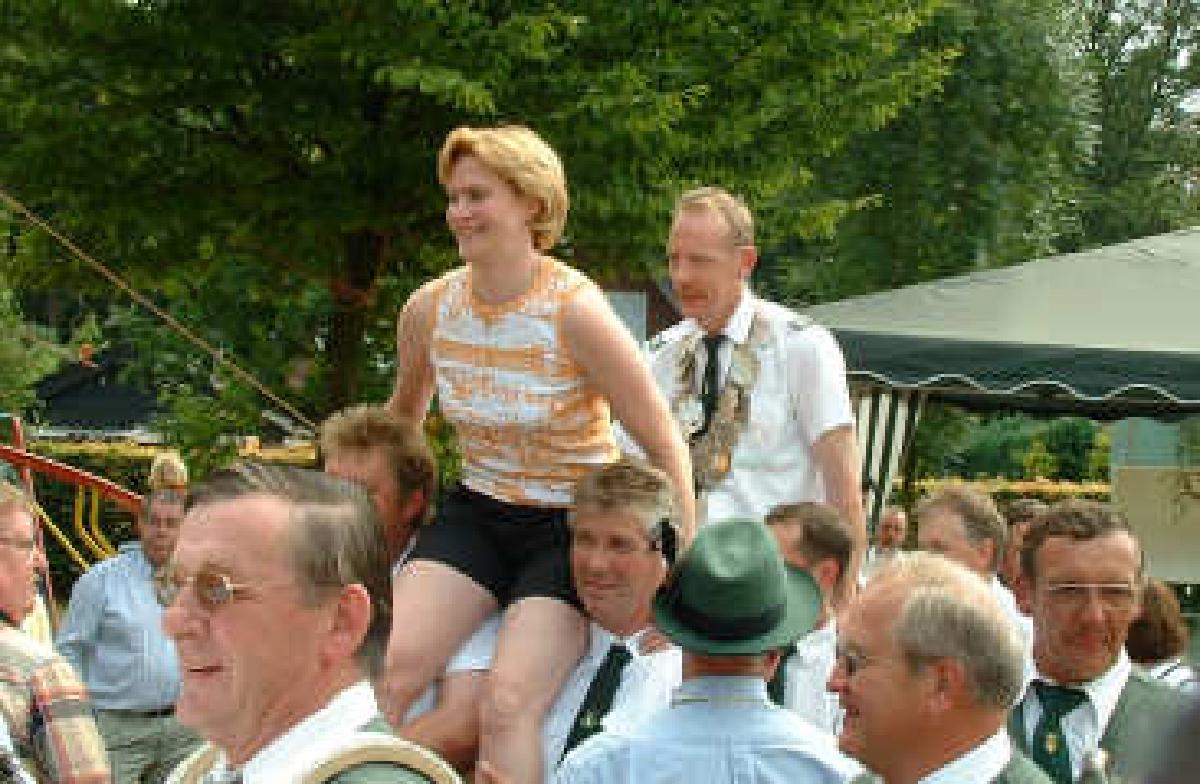 Königin Helga und König Hubert